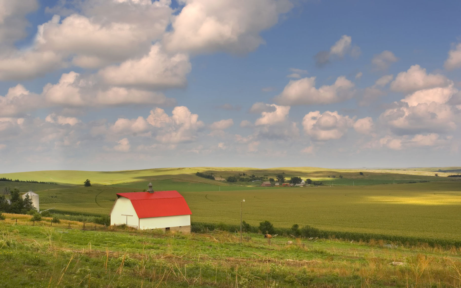 Highway 183 barn